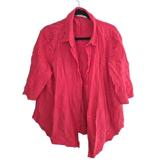Solitaire Pink Embroidered Floral Short Sleeve Button Front Top Womans Size 1X - Picture 1 of 6